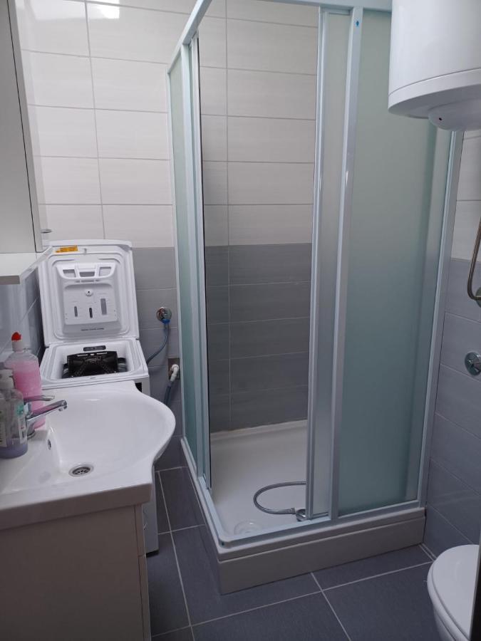 Ljuba Apartamento *