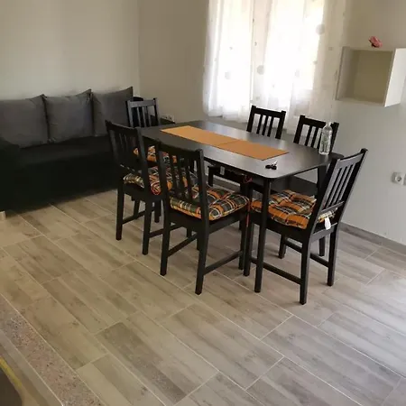 Ljuba Apartment Vir Exterior photo